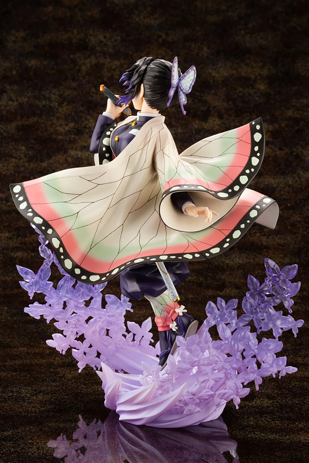 Demon Slayer [Kimetsu no Yaiba]: Shinobu Kocho ARTFX J 1/8 Scale Figure - Image 7