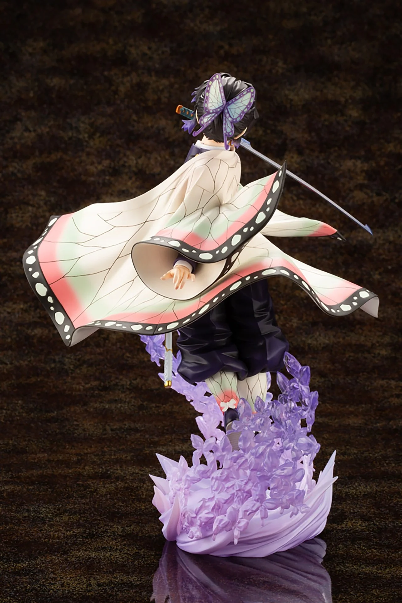 Demon Slayer [Kimetsu no Yaiba]: Shinobu Kocho ARTFX J 1/8 Scale Figure - Image 8